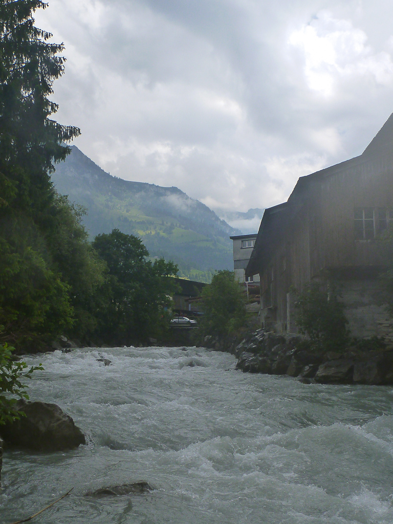 Kander bei 12m3/s
