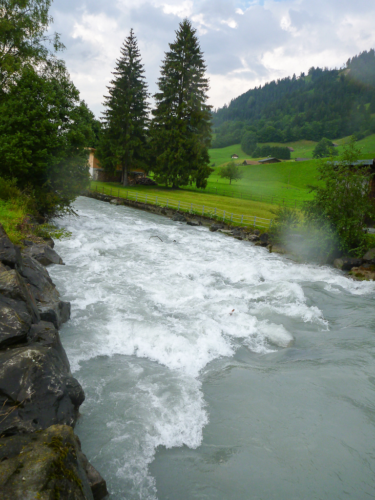 Kander bei 12m3/s