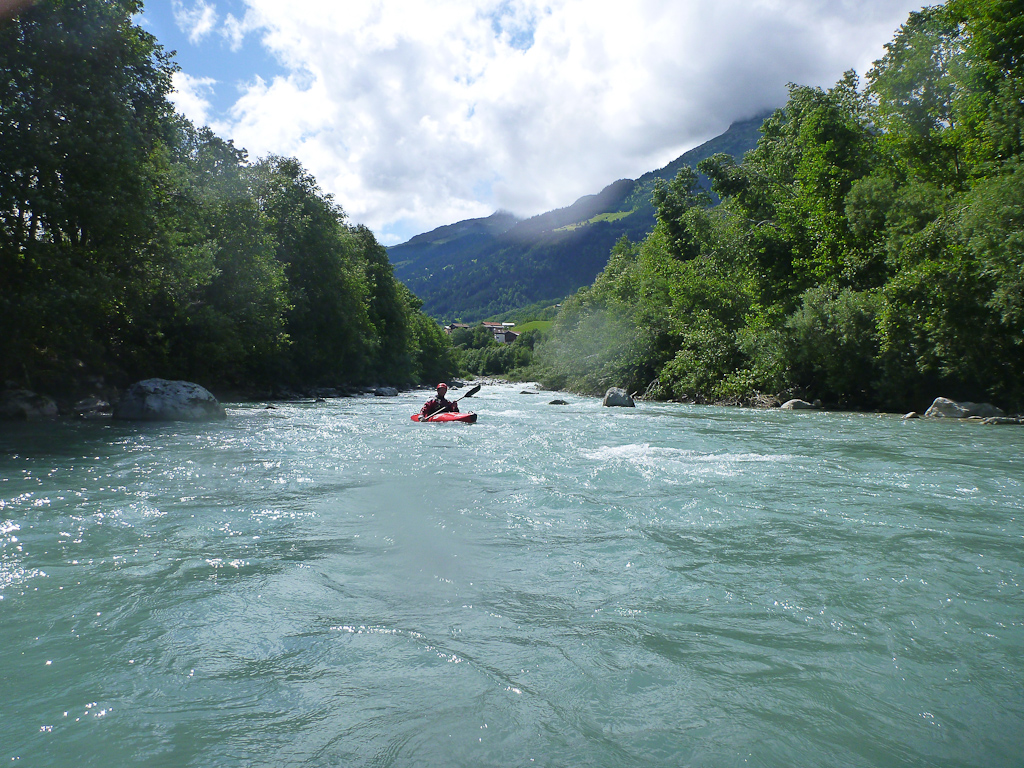 Vorderrhein (Cumadials - Tavanasa See)